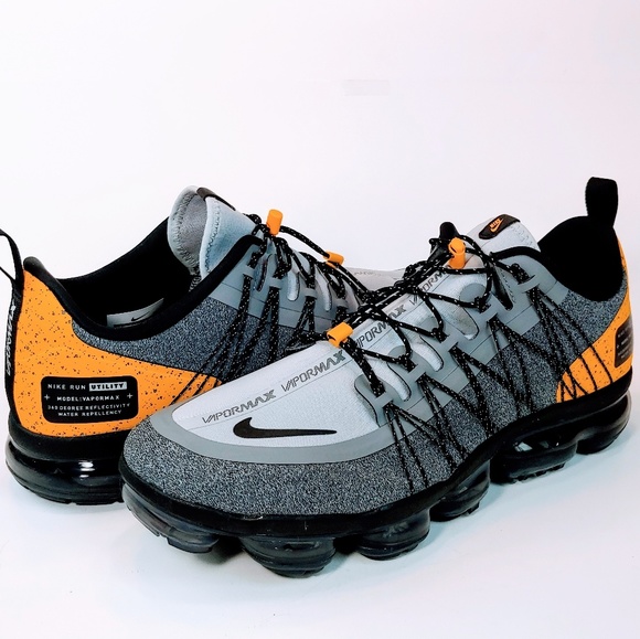NEW Nike Air Vapormax Run Utility Wolf Grey Black NEW Nike Air Vapormax Run Utility Wolf Grey Black